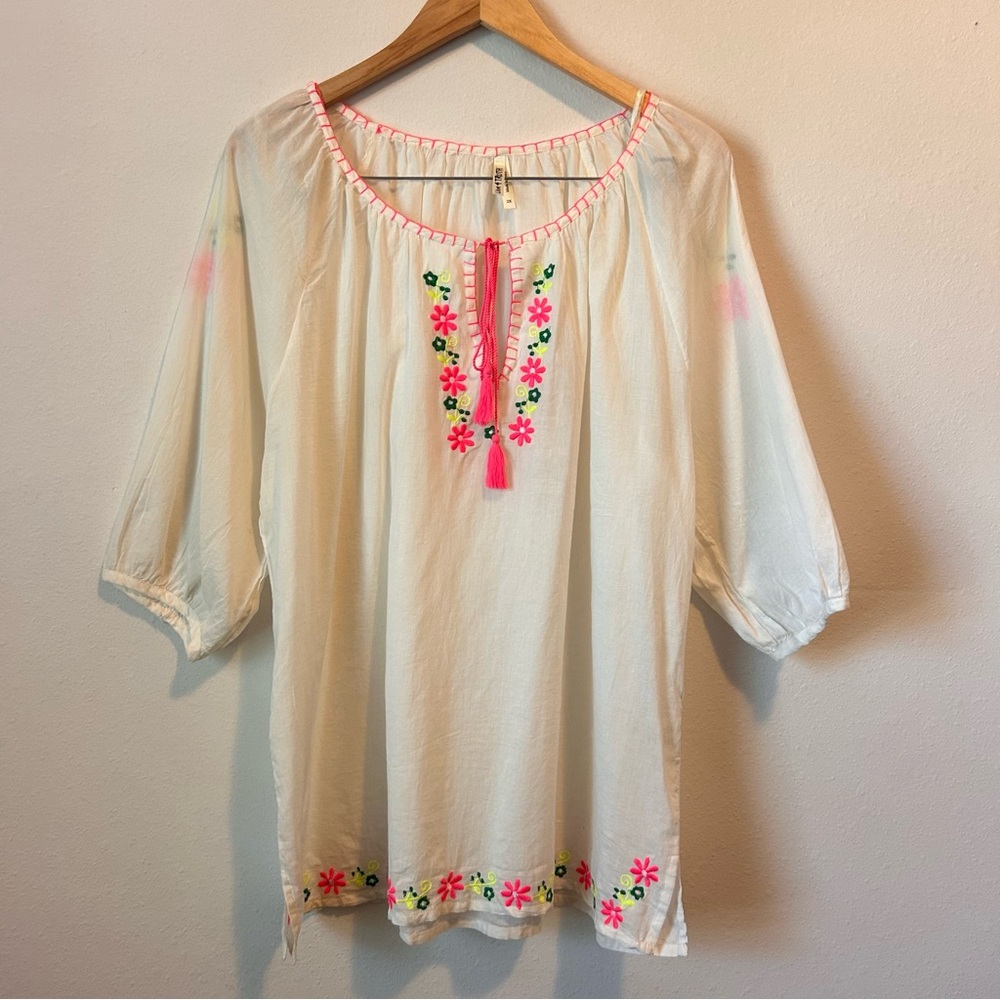 Women’s 2X White Semi Sheer Floral Embroidered Tassels Blouse